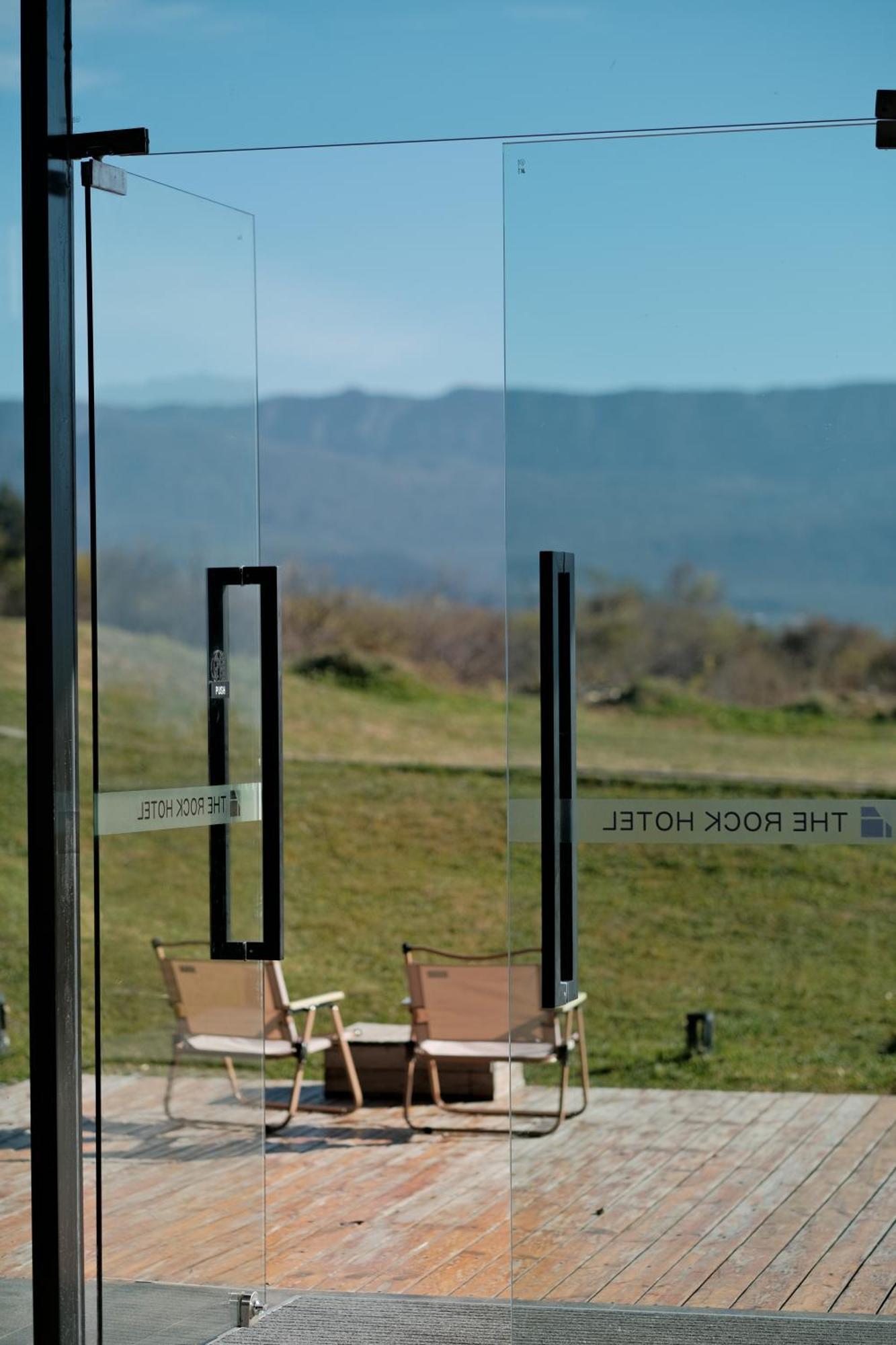 The Rock Hotel Lijiang (Yunnan) Exterior foto