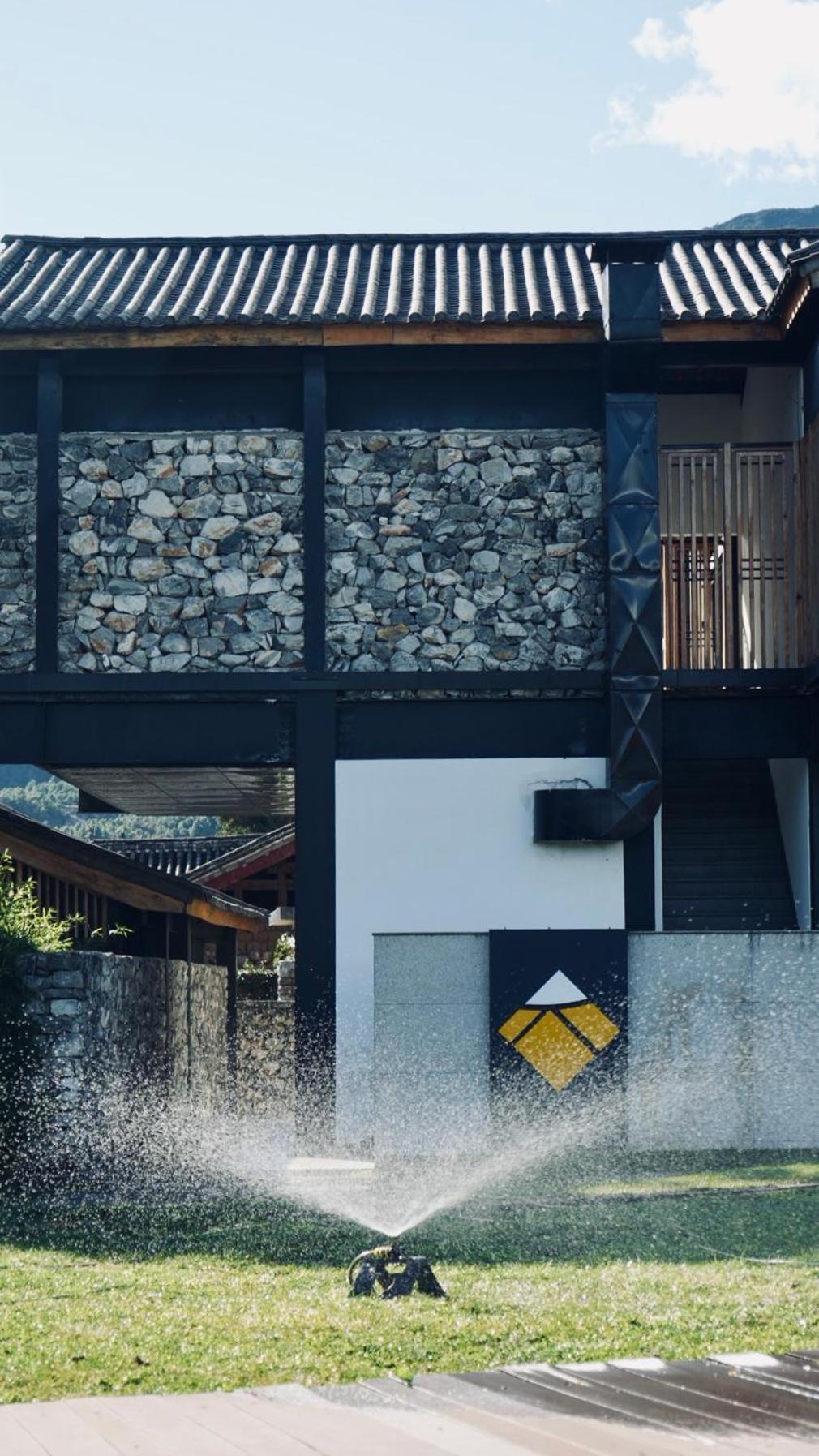 The Rock Hotel Lijiang (Yunnan) Exterior foto