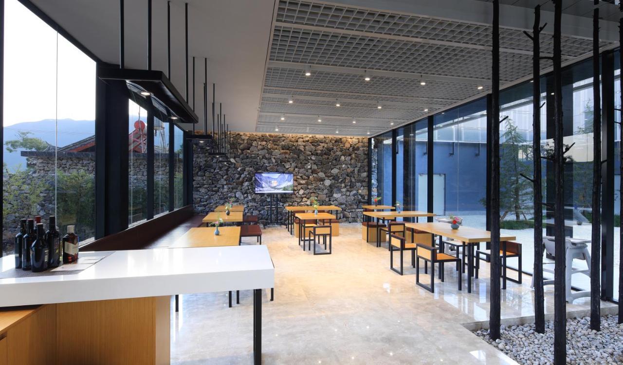 The Rock Hotel Lijiang (Yunnan) Exterior foto